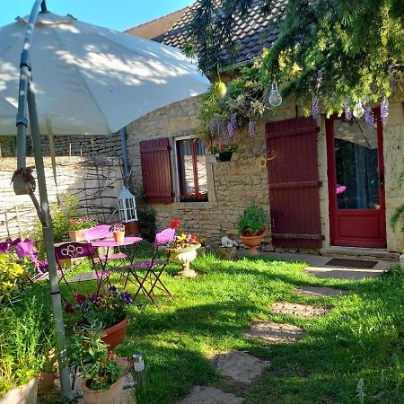 Bed and Breakfast Aux Glycines Marcilly-Ogny Экстерьер фото