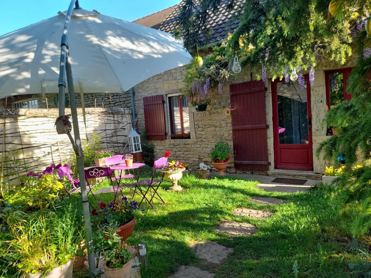 Bed and Breakfast Aux Glycines Marcilly-Ogny Экстерьер фото